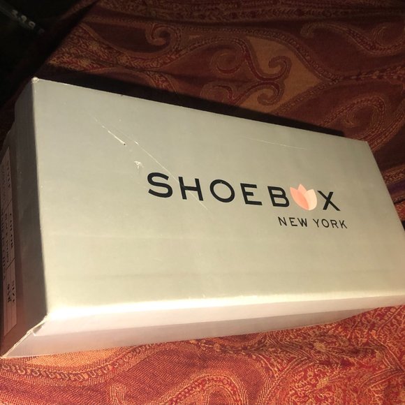 NEW IN BOX: SHOEBOX NEW YORK FLATS - Picture 10 of 10